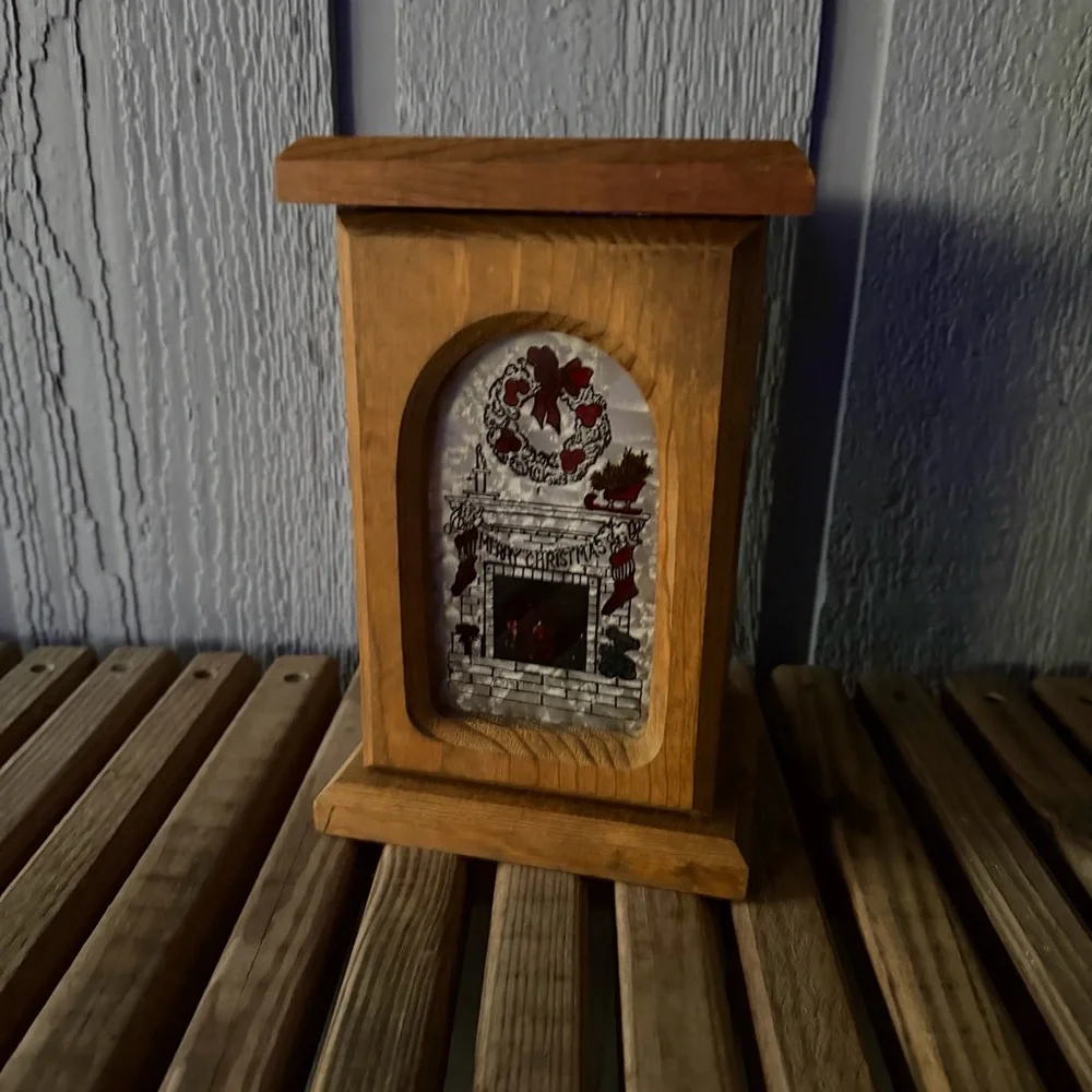 Vintage Wooden Christmas Scene Lantern Glass Fireplace Night‎ Light Wood Kitsch